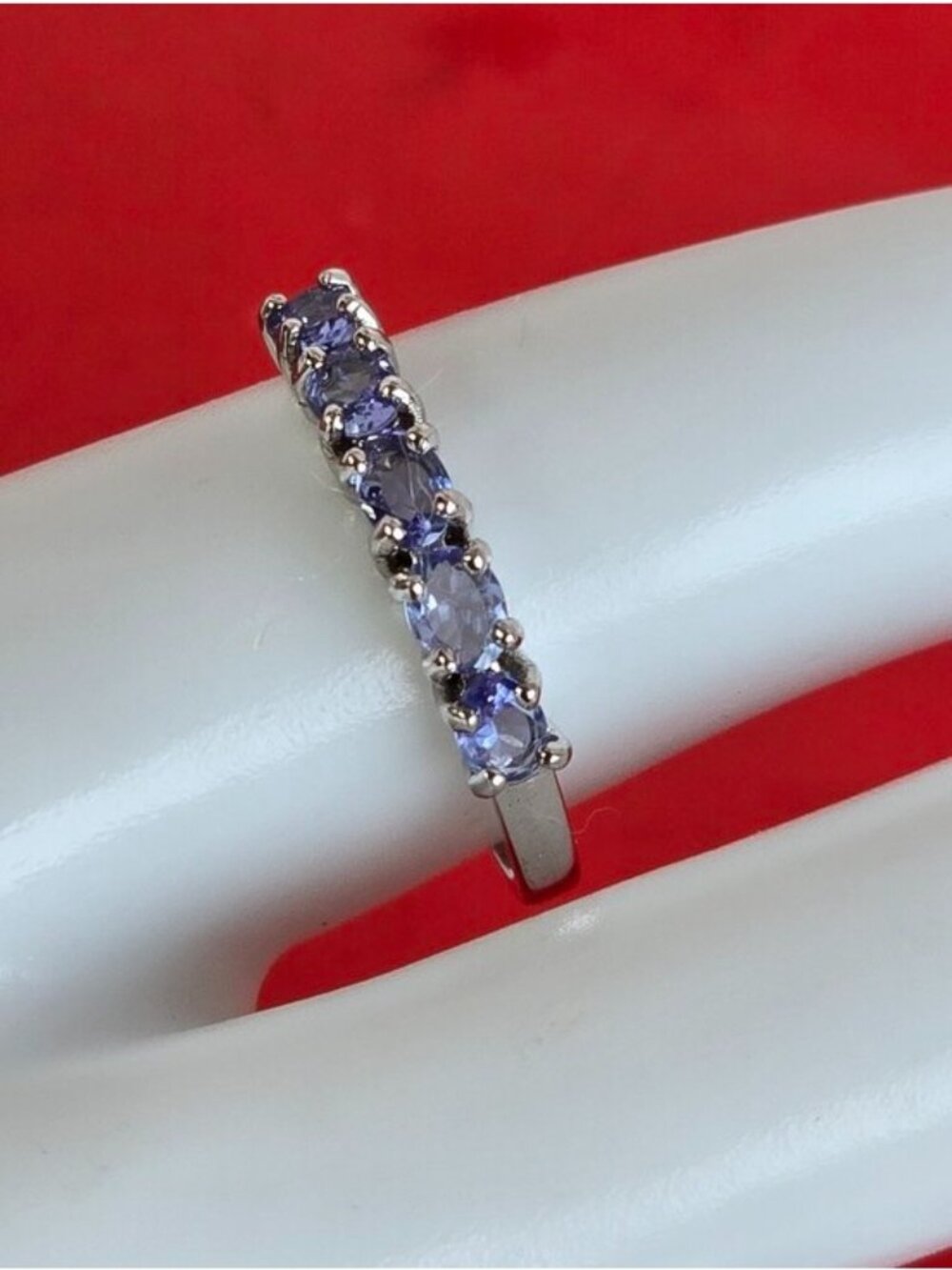 925 Sterling Silver Ring with Natural Tanzanite Gem